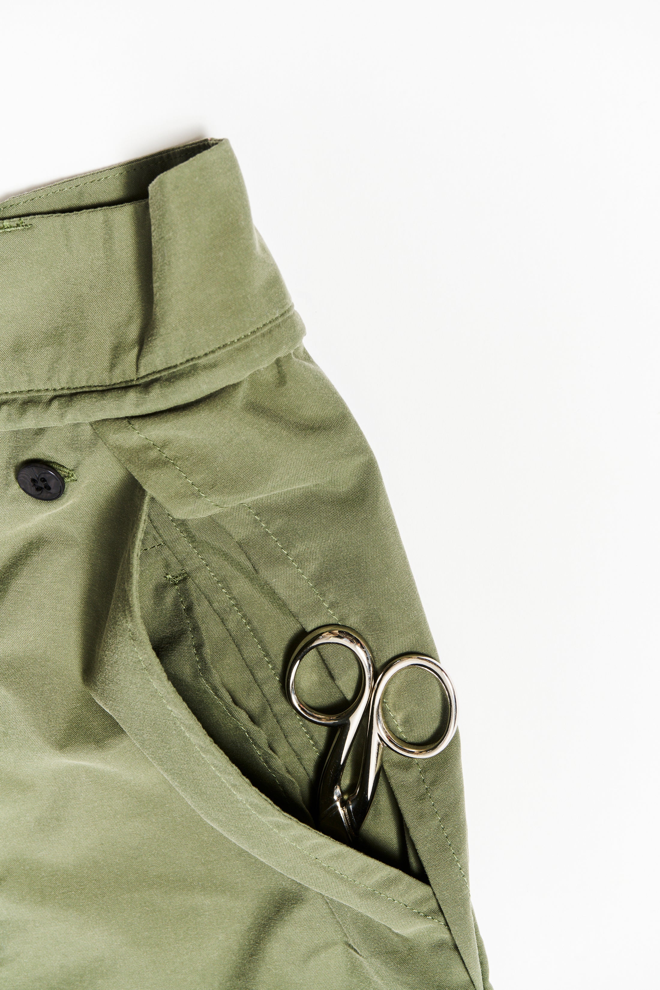 GOSPEL ESTUDIOS: BELEÑO PANTANO SHORTS (Fig. 1)