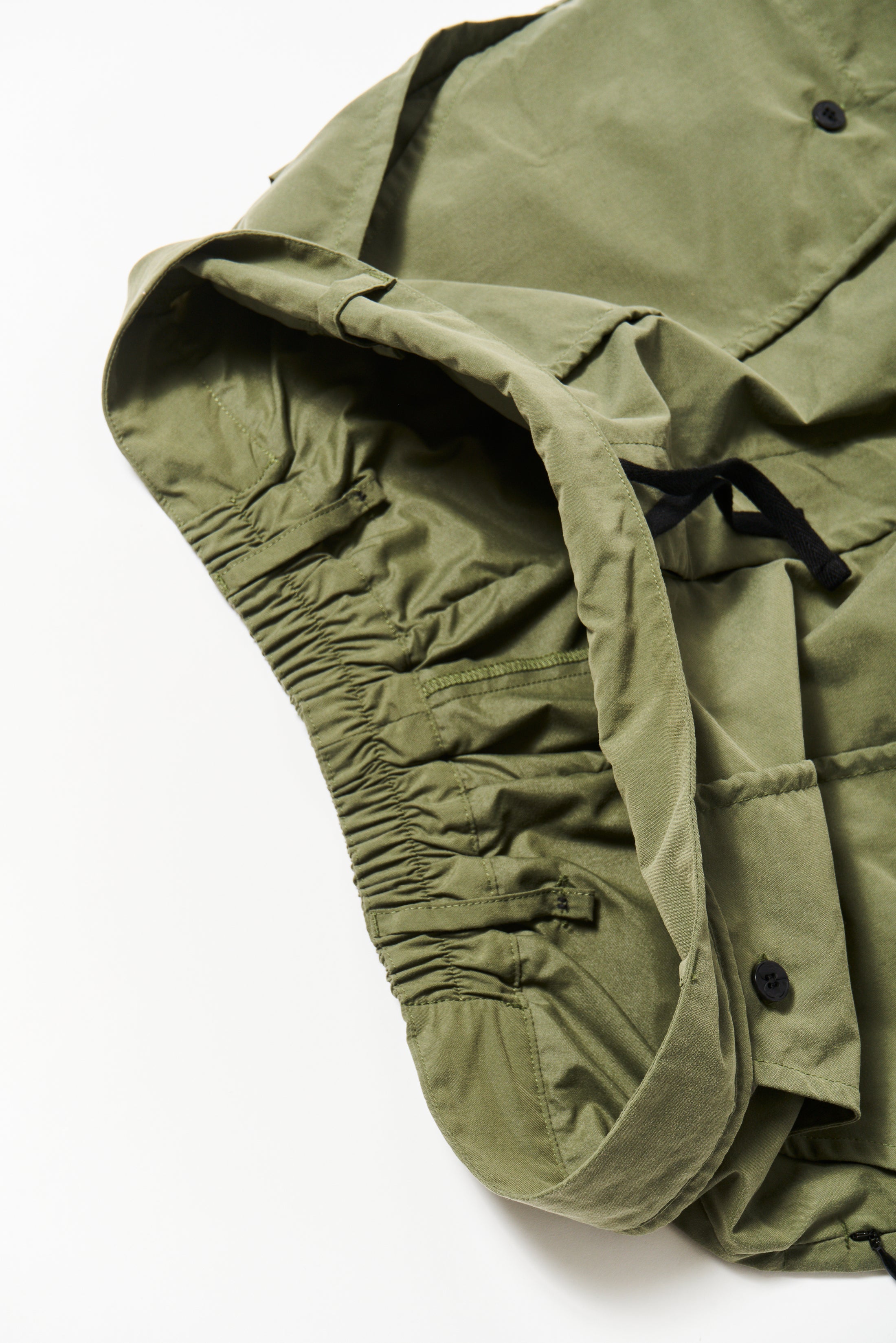 GOSPEL ESTUDIOS: BELEÑO PANTANO SHORTS (Fig. 1)
