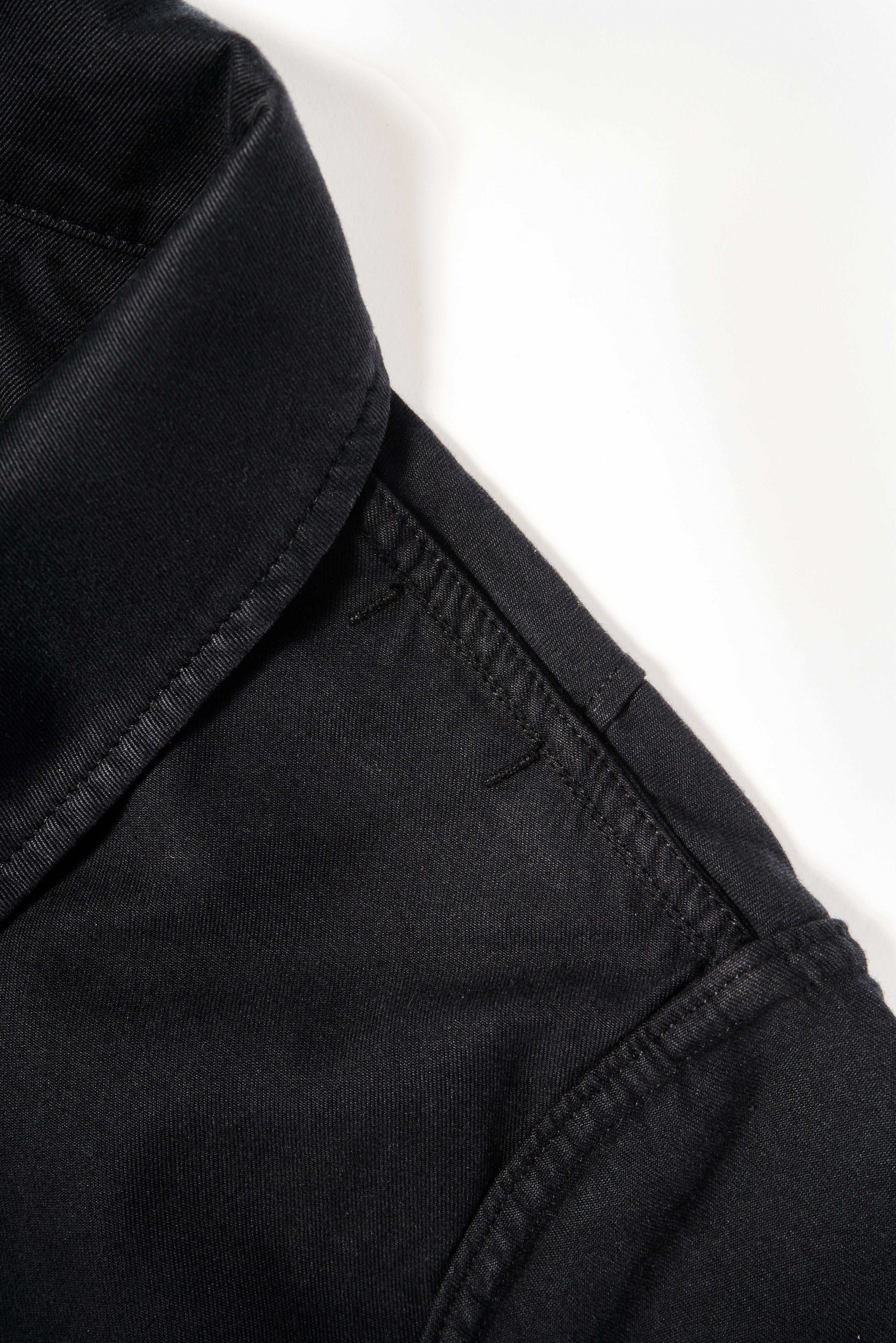 GOSPEL ESTUDIOS: JARRAMPLAS HULLA JACKET (Fig. 1)