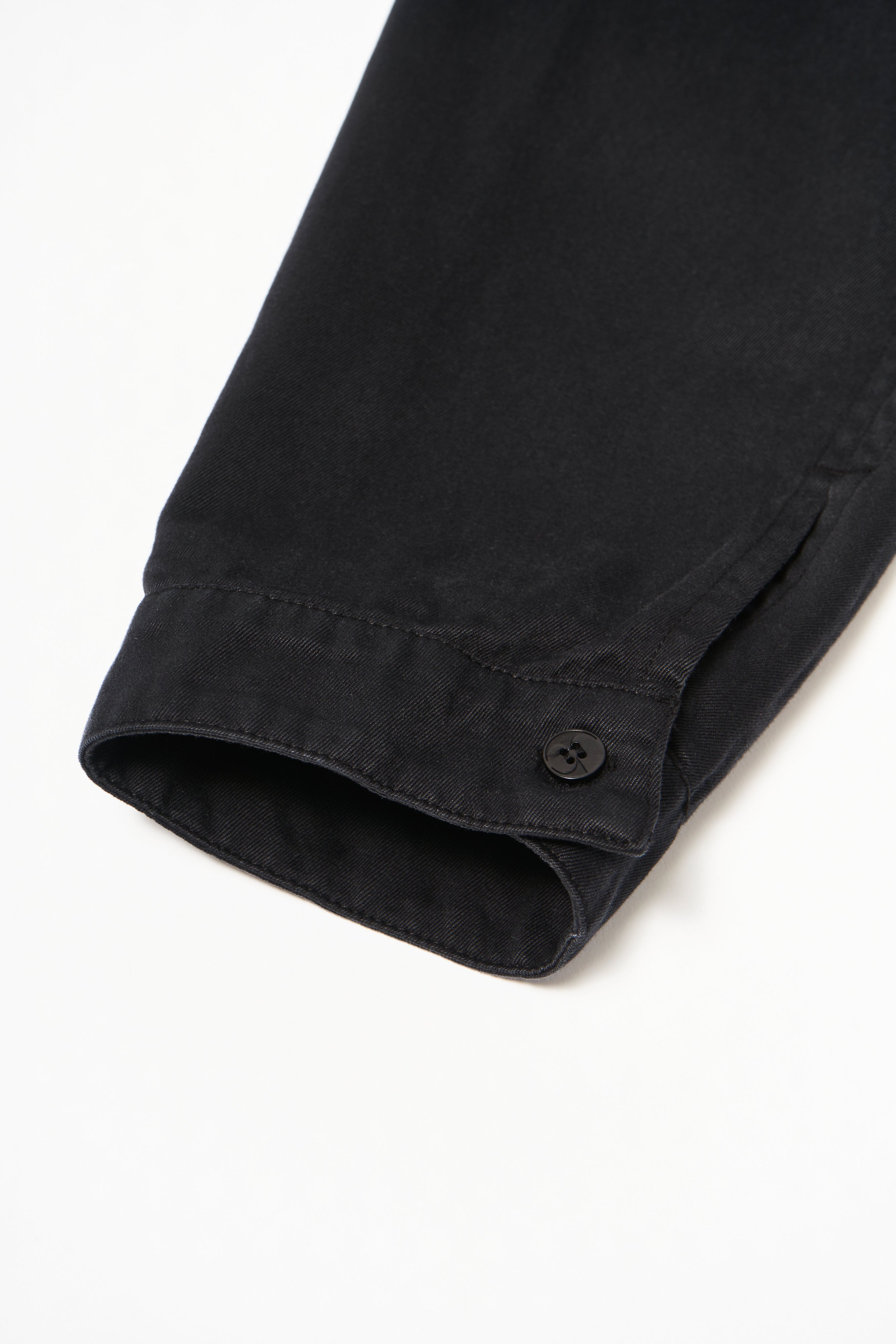 GOSPEL ESTUDIOS: JARRAMPLAS HULLA JACKET (Fig. 2)