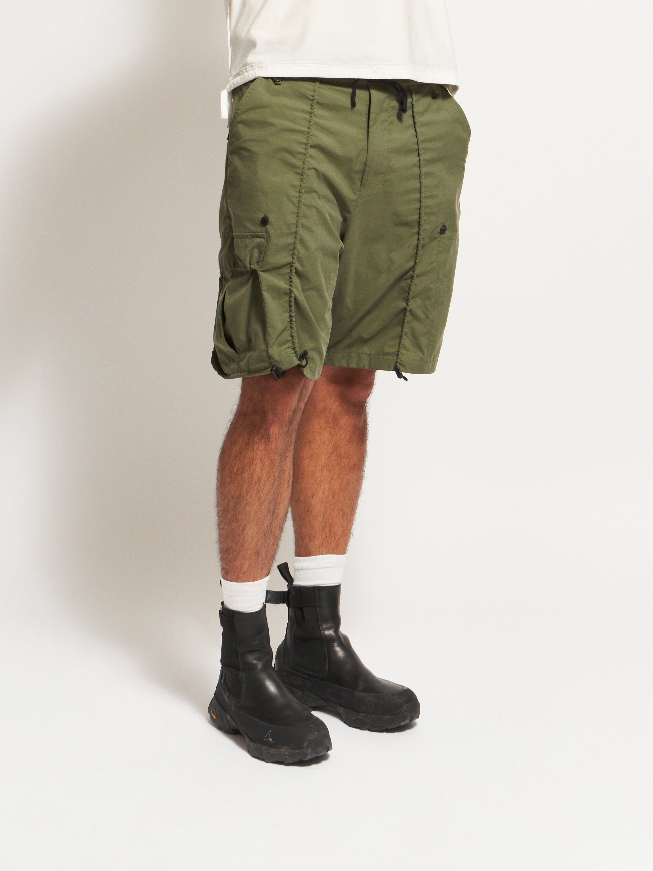 GOSPEL ESTUDIOS: BELEÑO PANTANO SHORTS (Fig. 1)