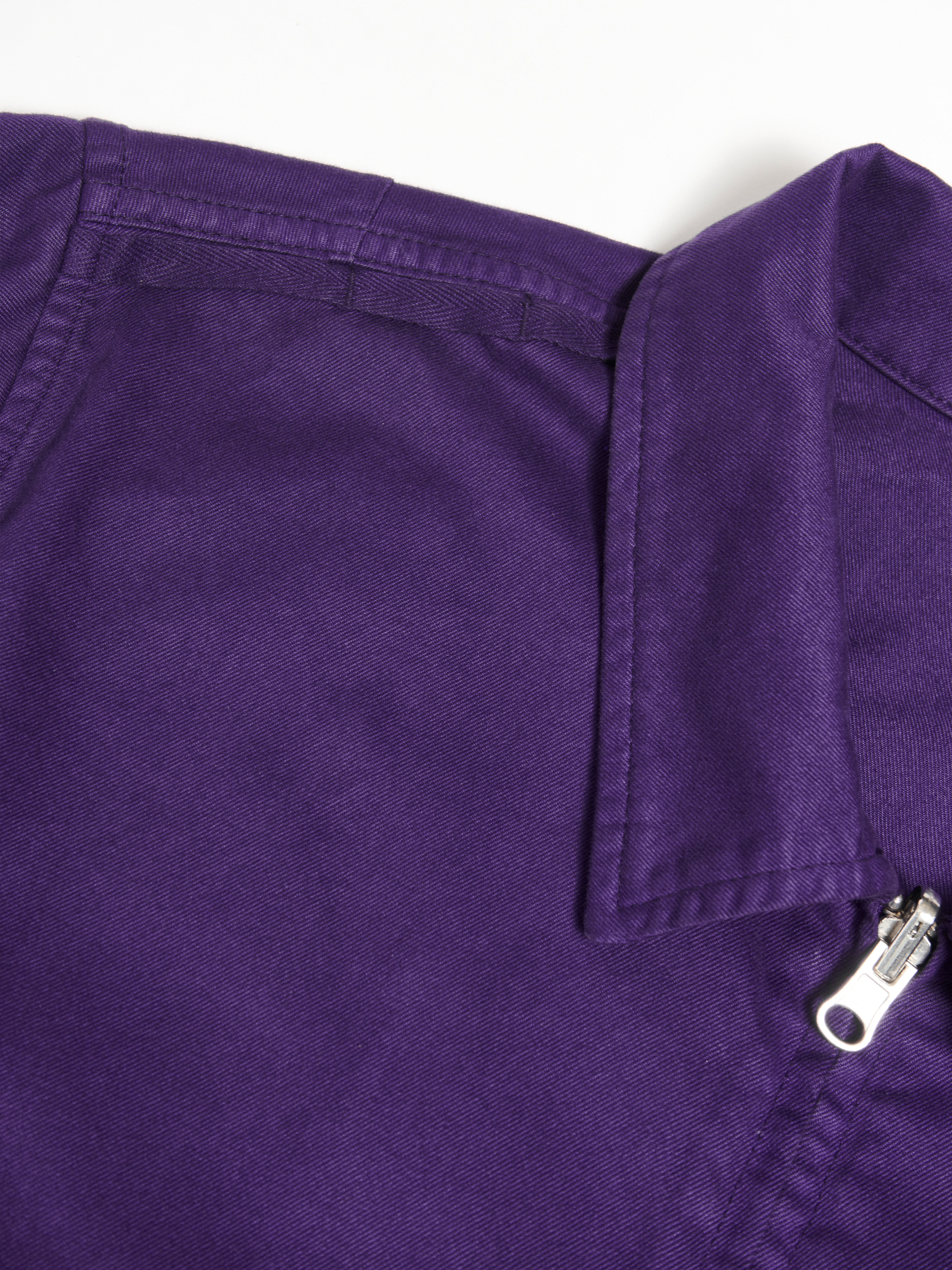 GOSPEL ESTUDIOS: JARRAMPLAS ORQUÍDEA JACKET (Fig. 1)