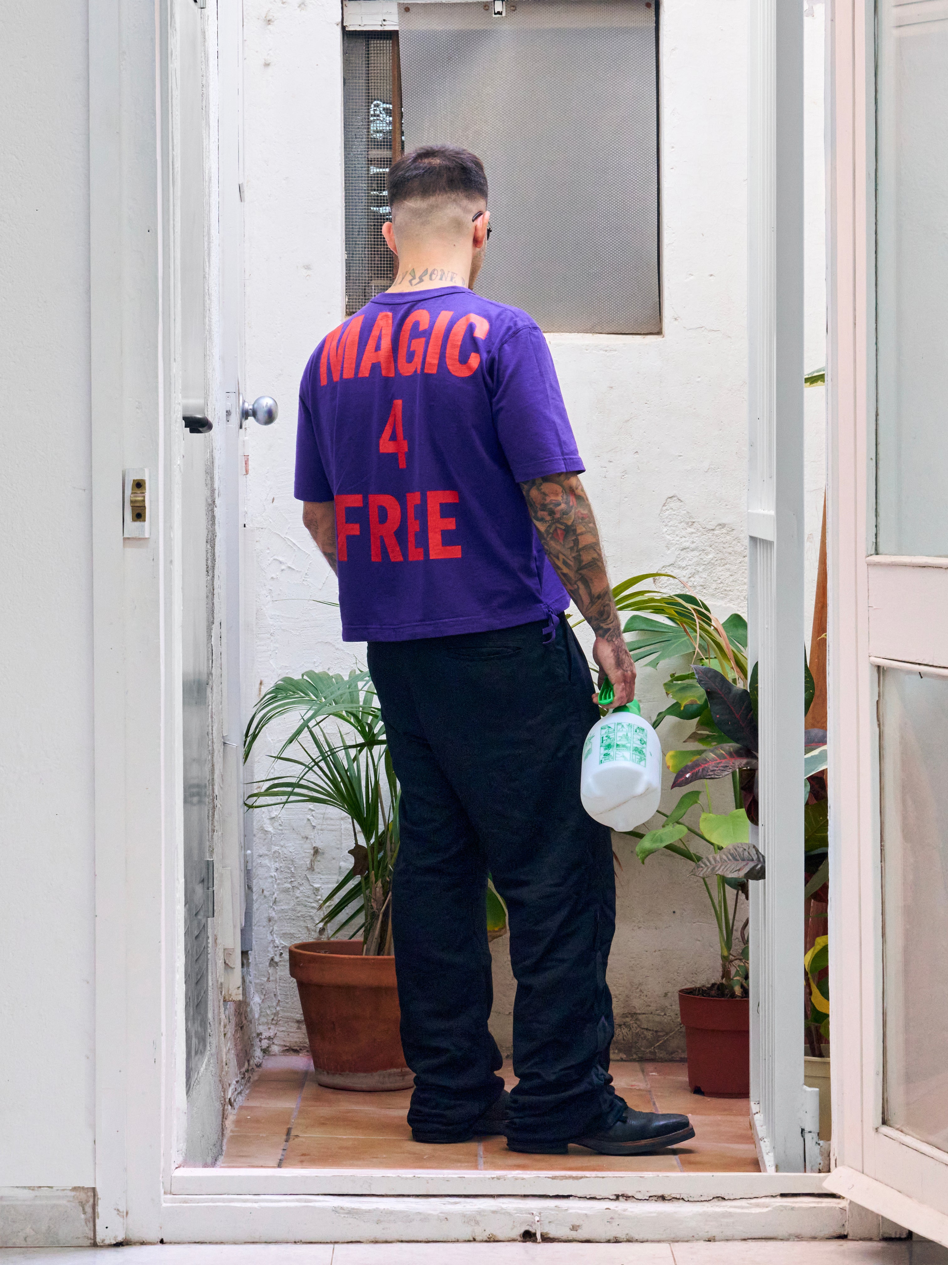 GOSPEL ESTUDIOS: TINAJA ORQUIDEA CAN GOSPEL T-SHIRT (Fig. 2)