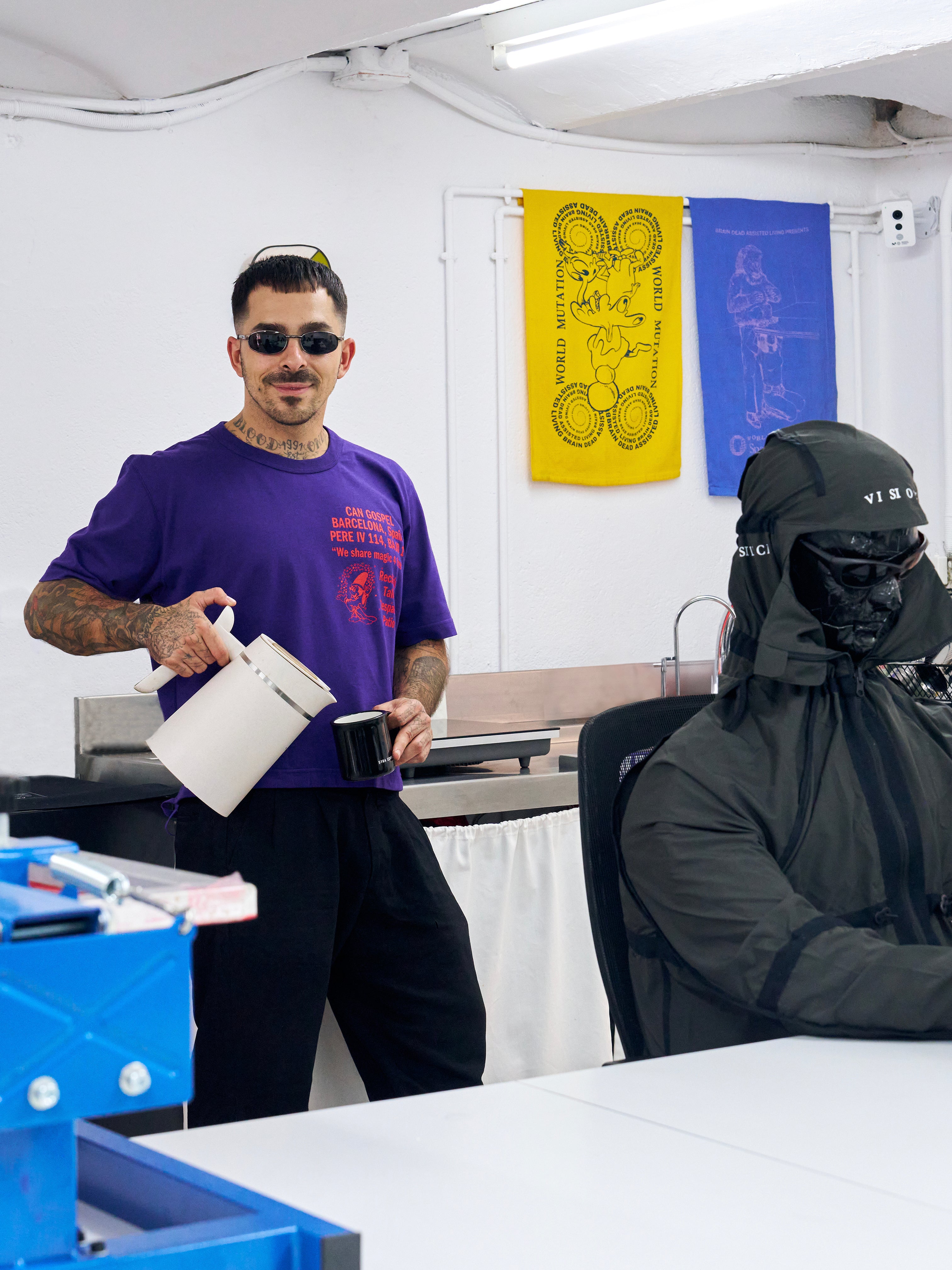 GOSPEL ESTUDIOS: TINAJA ORQUIDEA CAN GOSPEL T-SHIRT (Fig. 1)