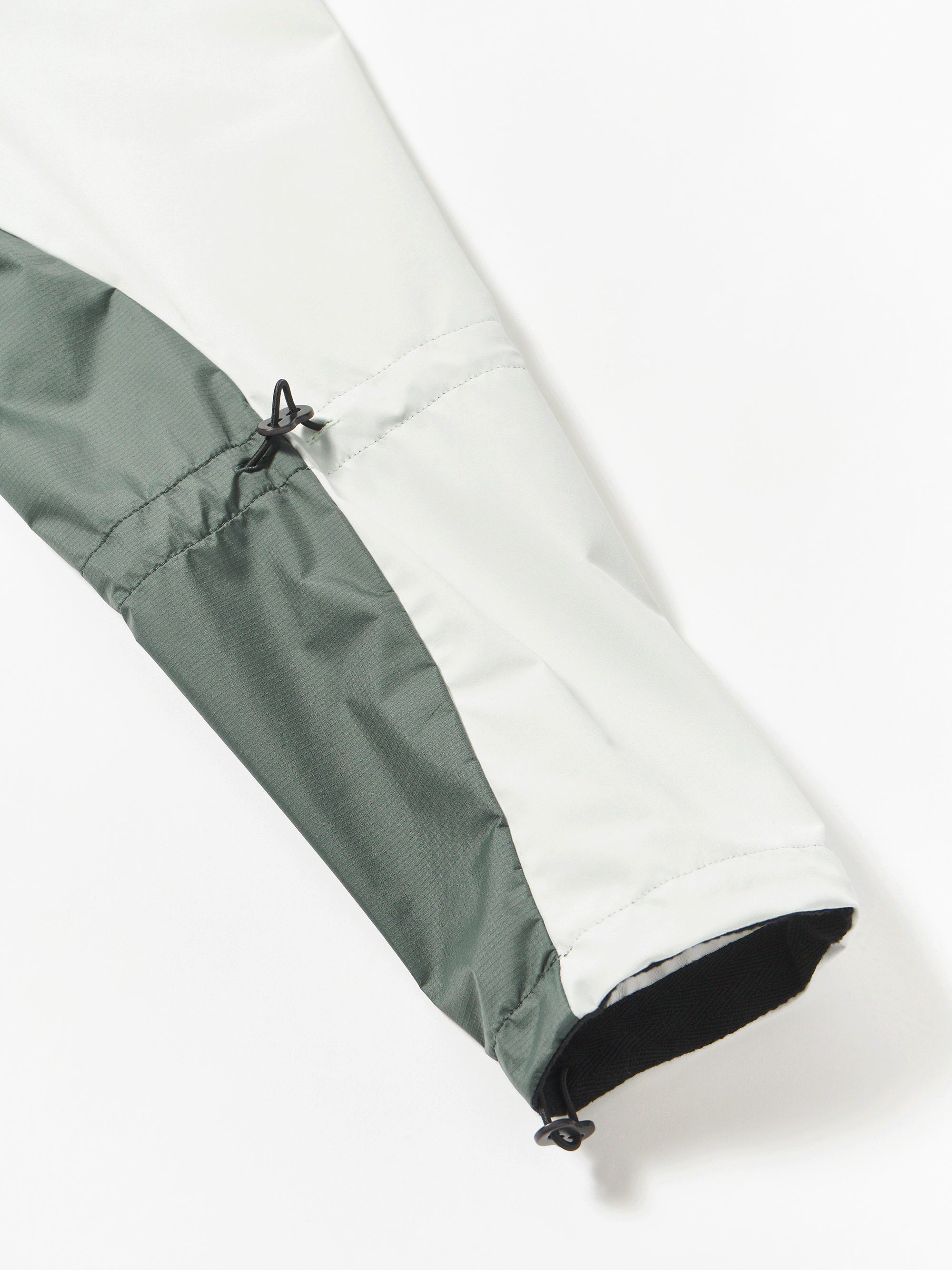 GOSPEL ESTUDIOS: JALOQUE ARLEQUÍN WINDBREAKER (Fig. 1)