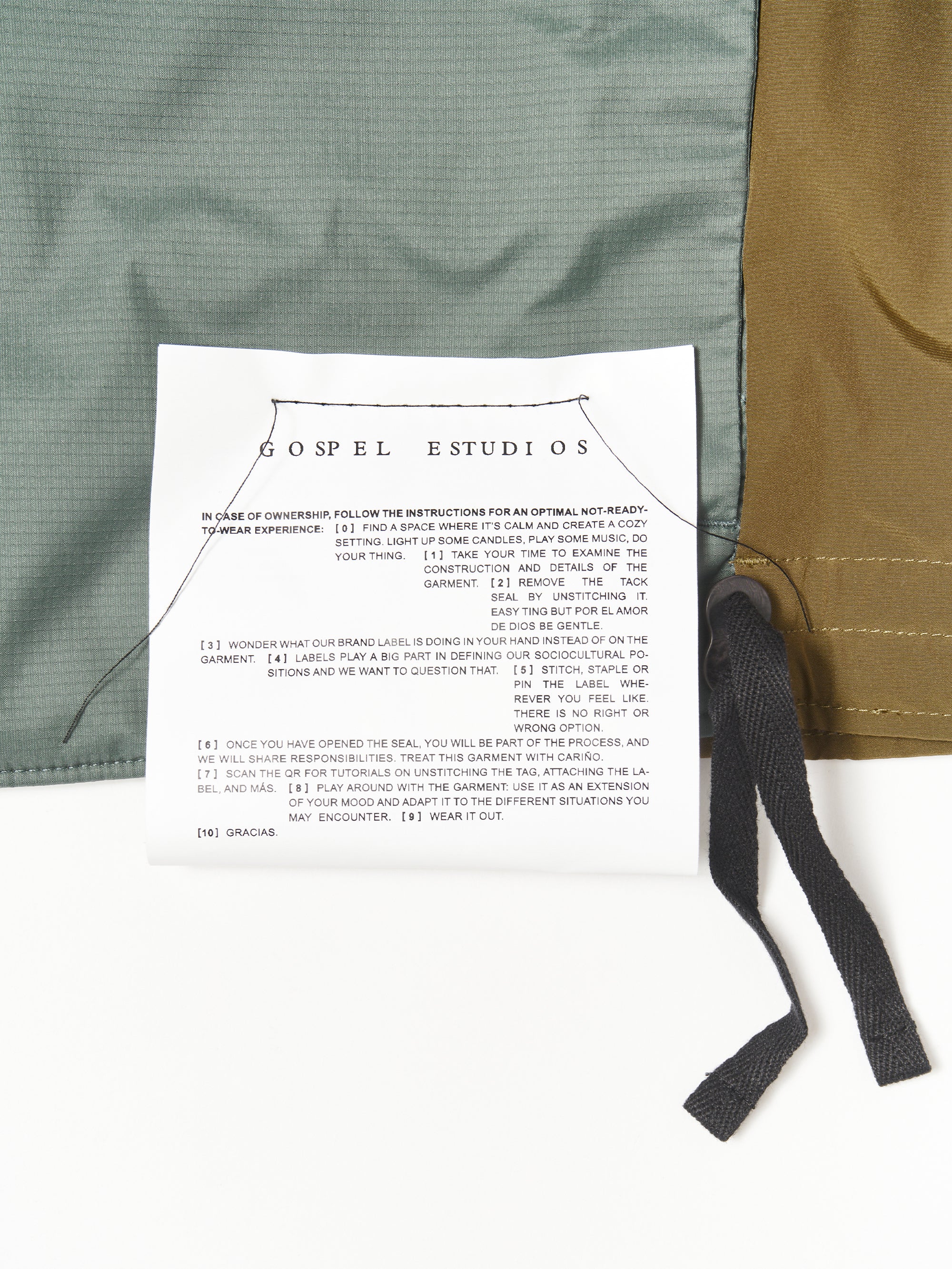 GOSPEL ESTUDIOS: JARAMAGO ARLEQUÍN JACKET (Fig. 1)