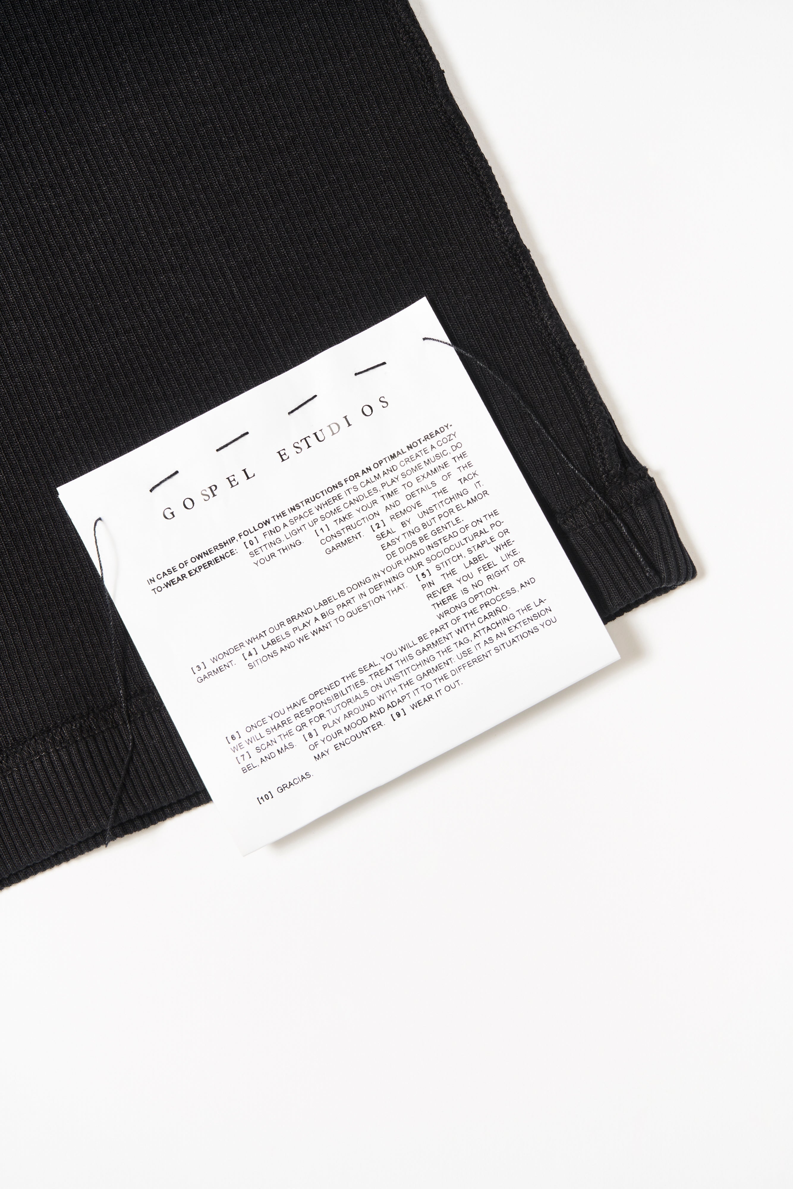 GOSPEL ESTUDIOS: TARANTO HULLA TANK TOP (Fig. 1)