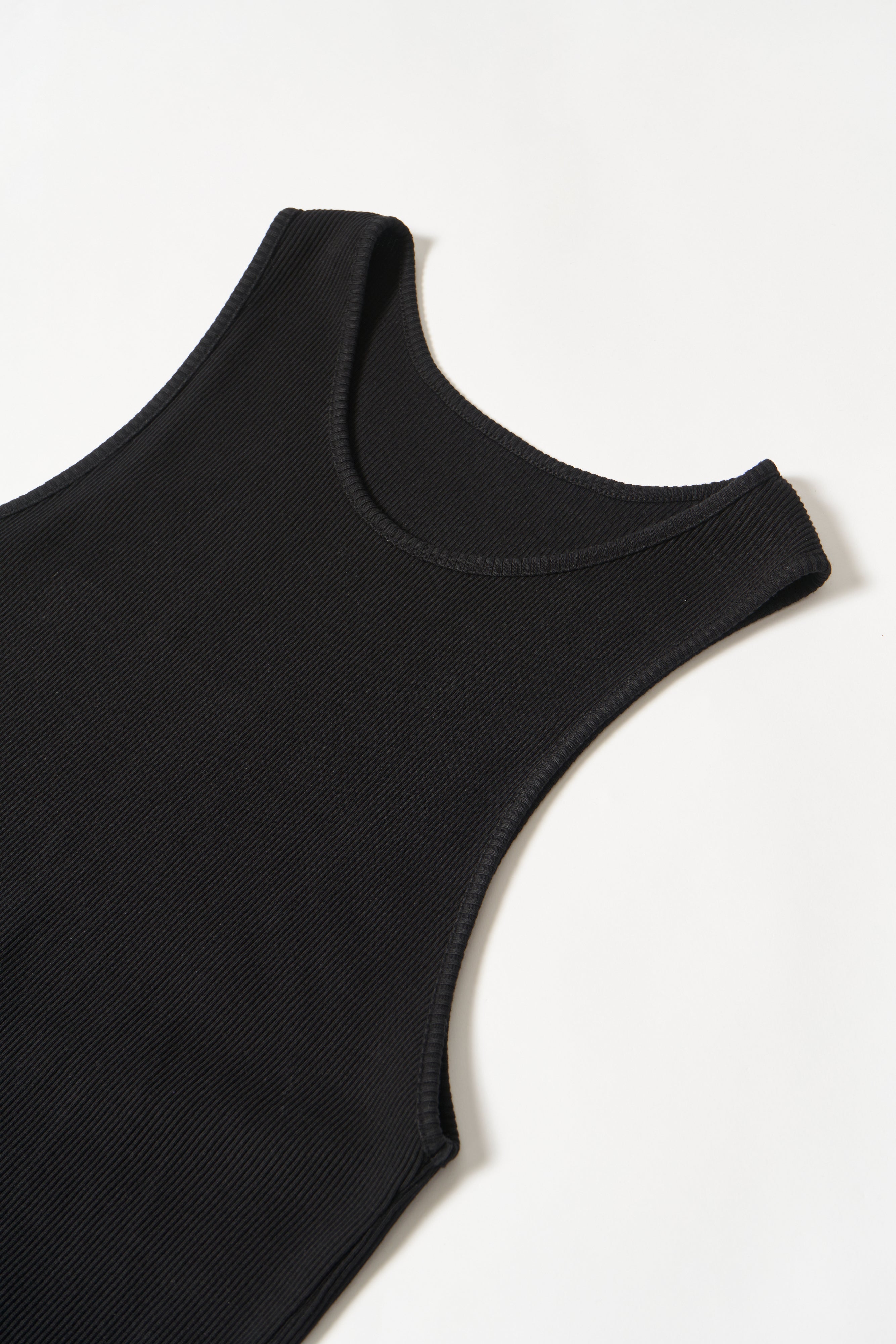 GOSPEL ESTUDIOS: TARANTO HULLA TANK TOP (Fig. 1)