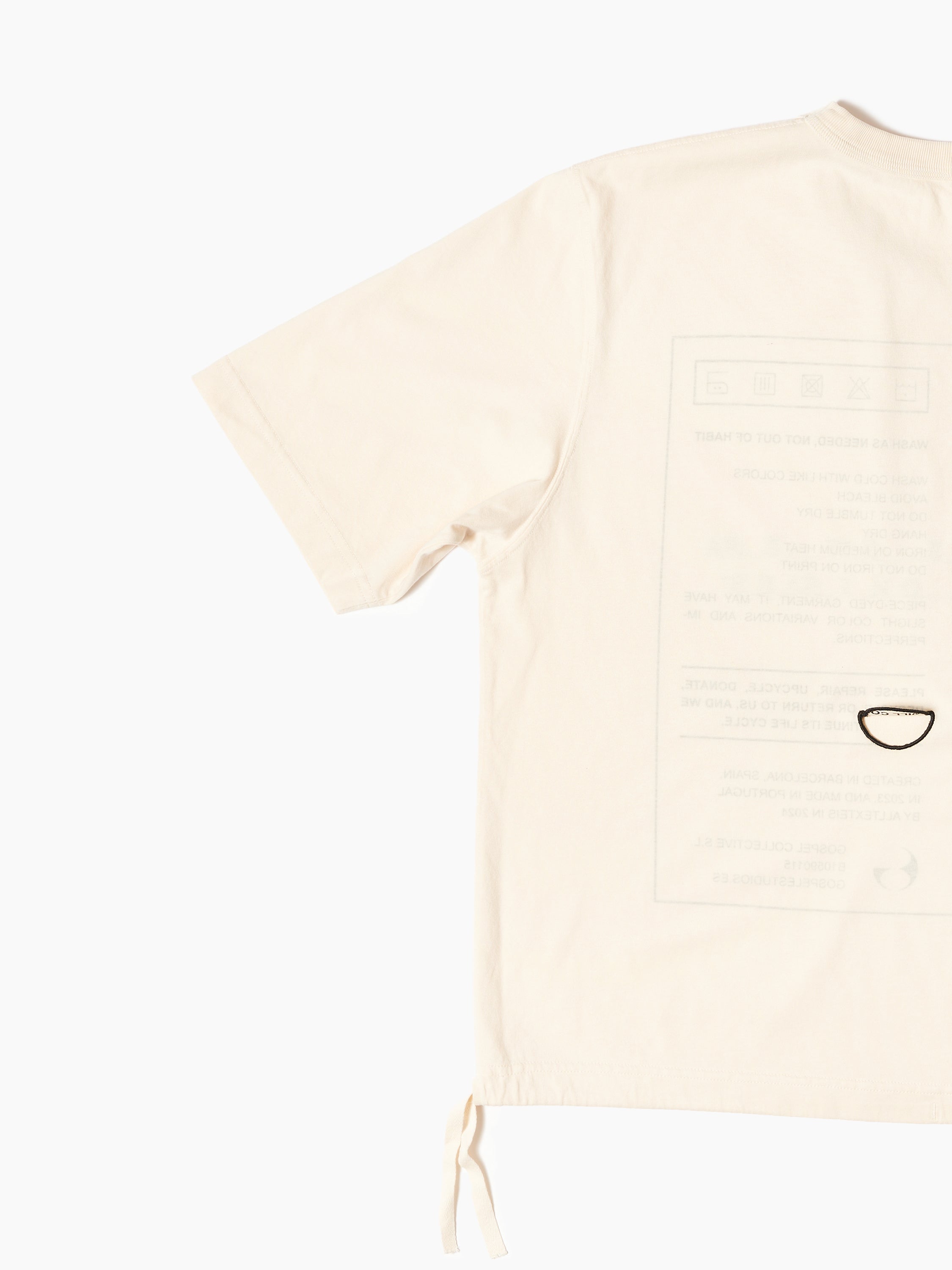 GOSPEL ESTUDIOS: TINAJA CERA PERSONA T-SHIRT (Fig. 1)