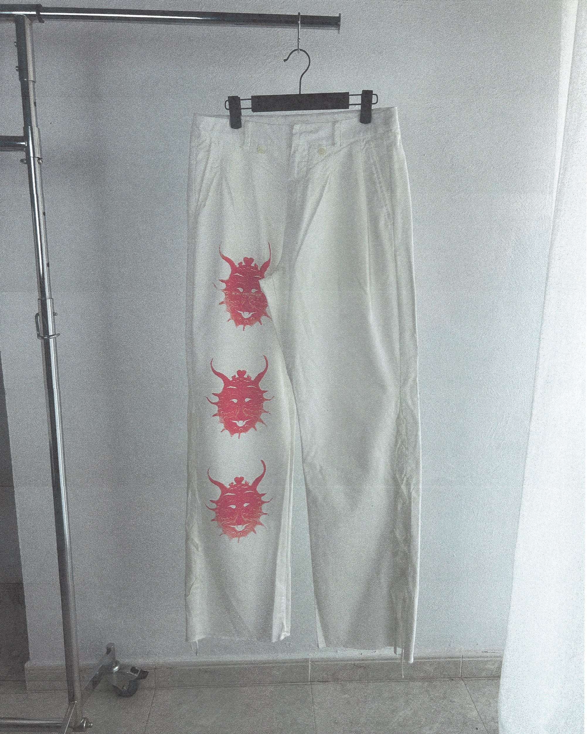 GOSPEL ESTUDIOS: BERLANGA AJO NADABIEN SCREENPRINTED (Thumbnail)