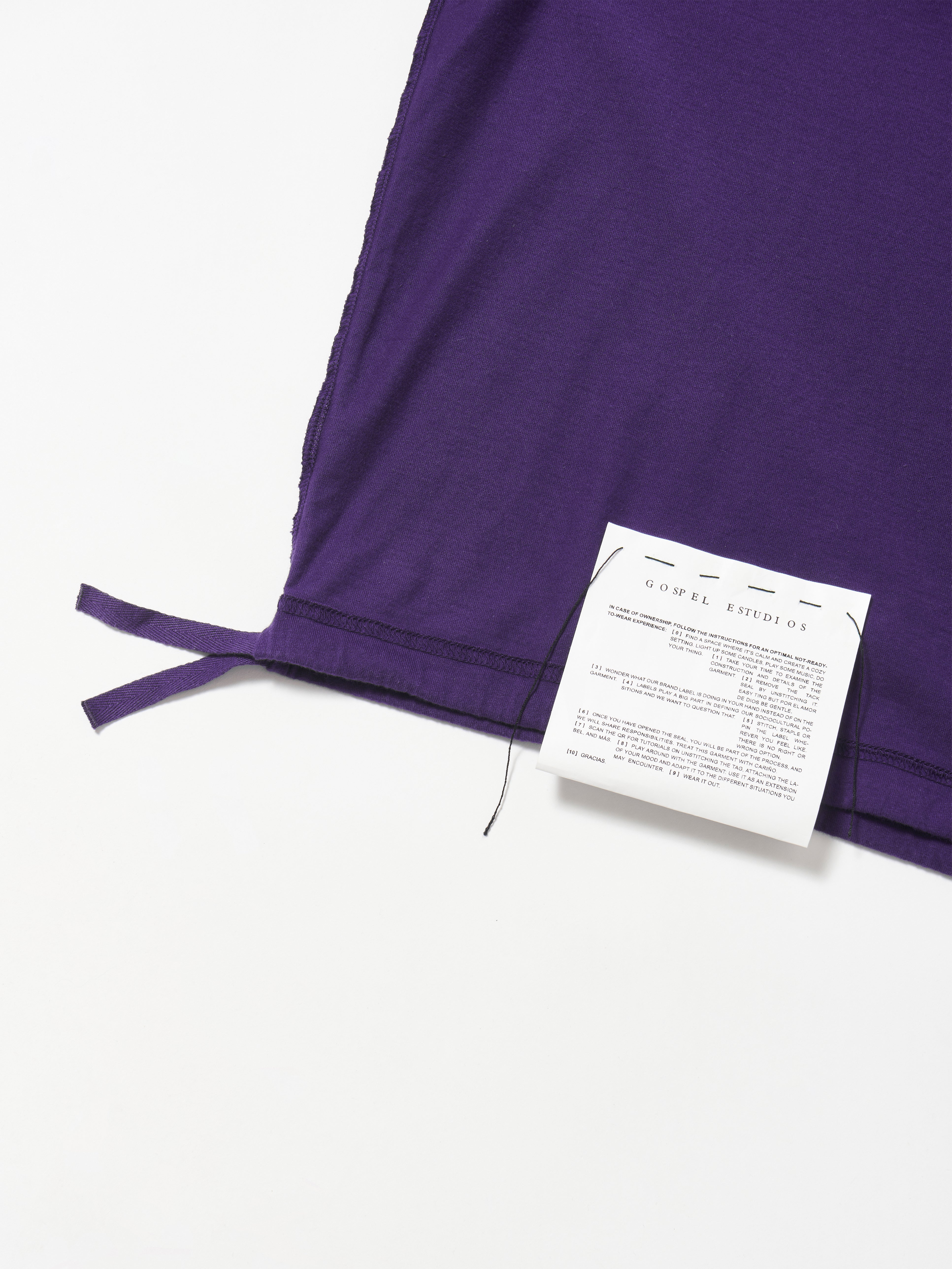 GOSPEL ESTUDIOS: TINAJA ORQUÍDEA T-SHIRT (Fig. 1)