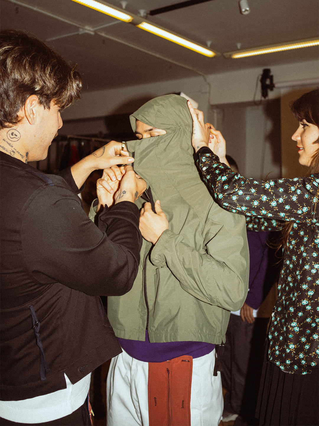 GOSPEL ESTUDIOS: INICIADOS: LA PLAZUELA (Fig. 1)