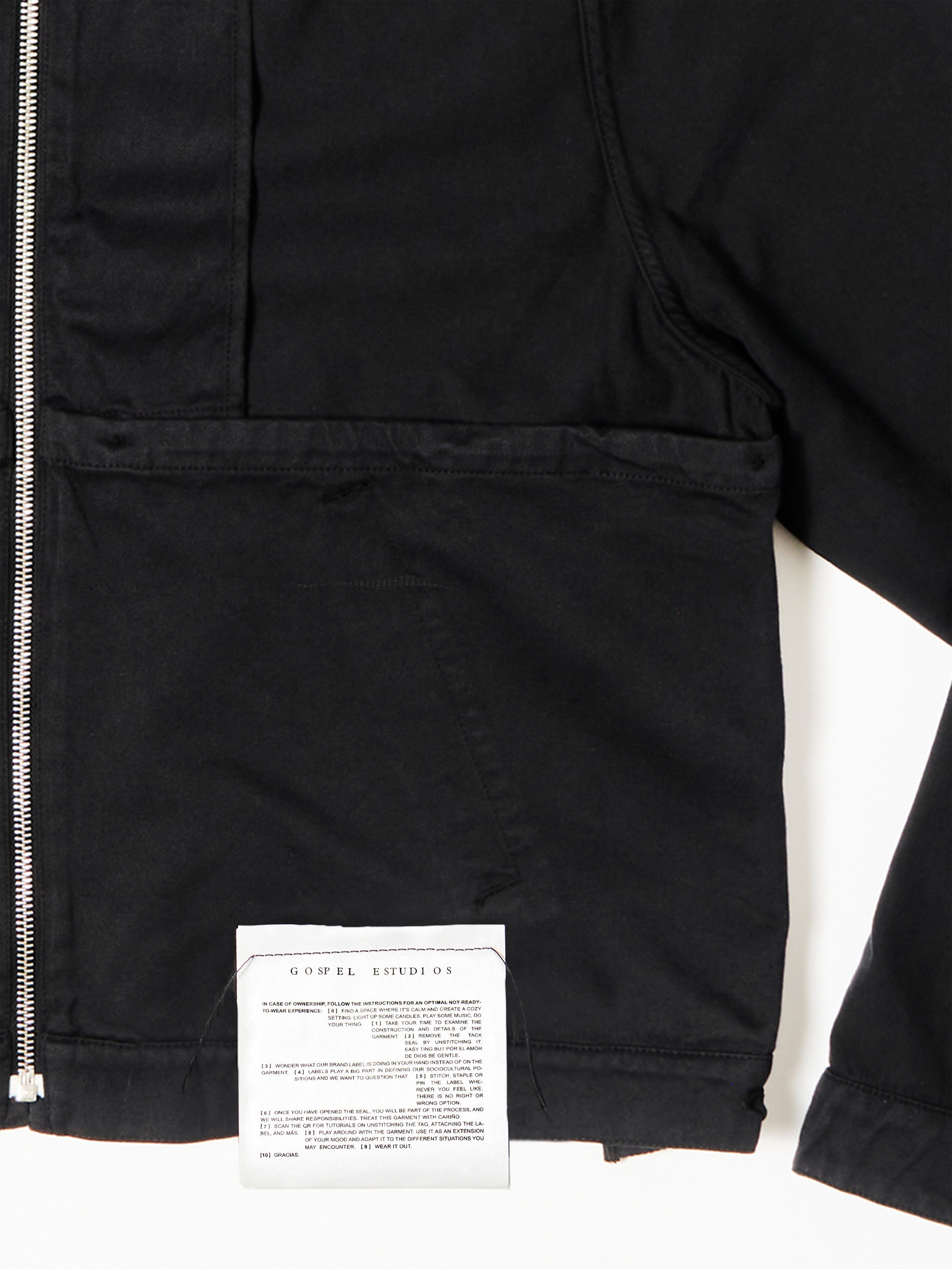 GOSPEL ESTUDIOS: JARRAMPLAS HULLA JACKET (Fig. 1)